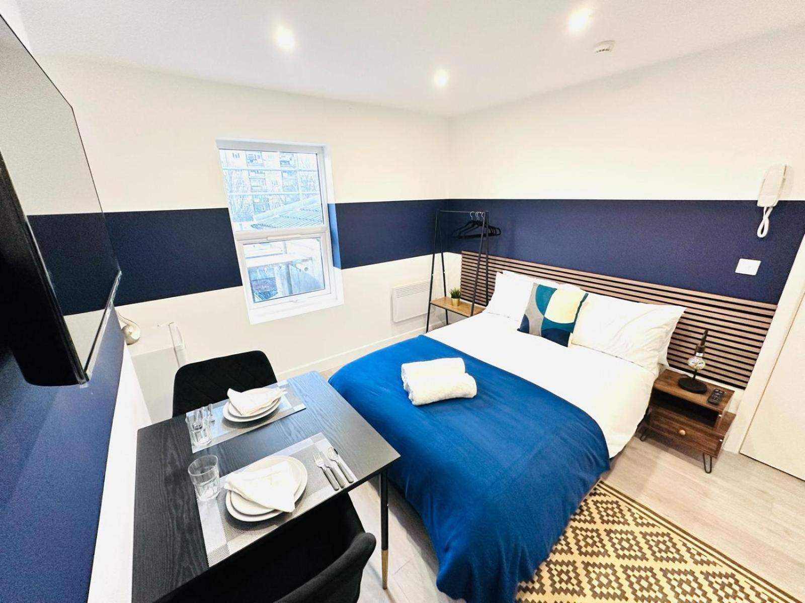 London 58 Blue House City Center Studio, Top Spot ภายนอก รูปภาพ