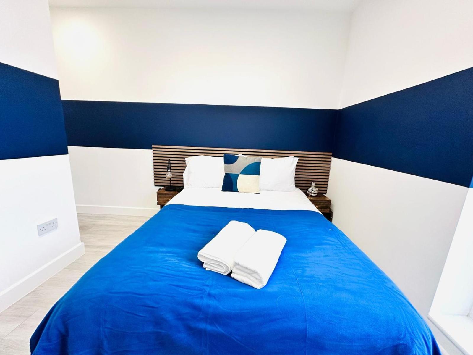 London 58 Blue House City Center Studio, Top Spot ภายนอก รูปภาพ