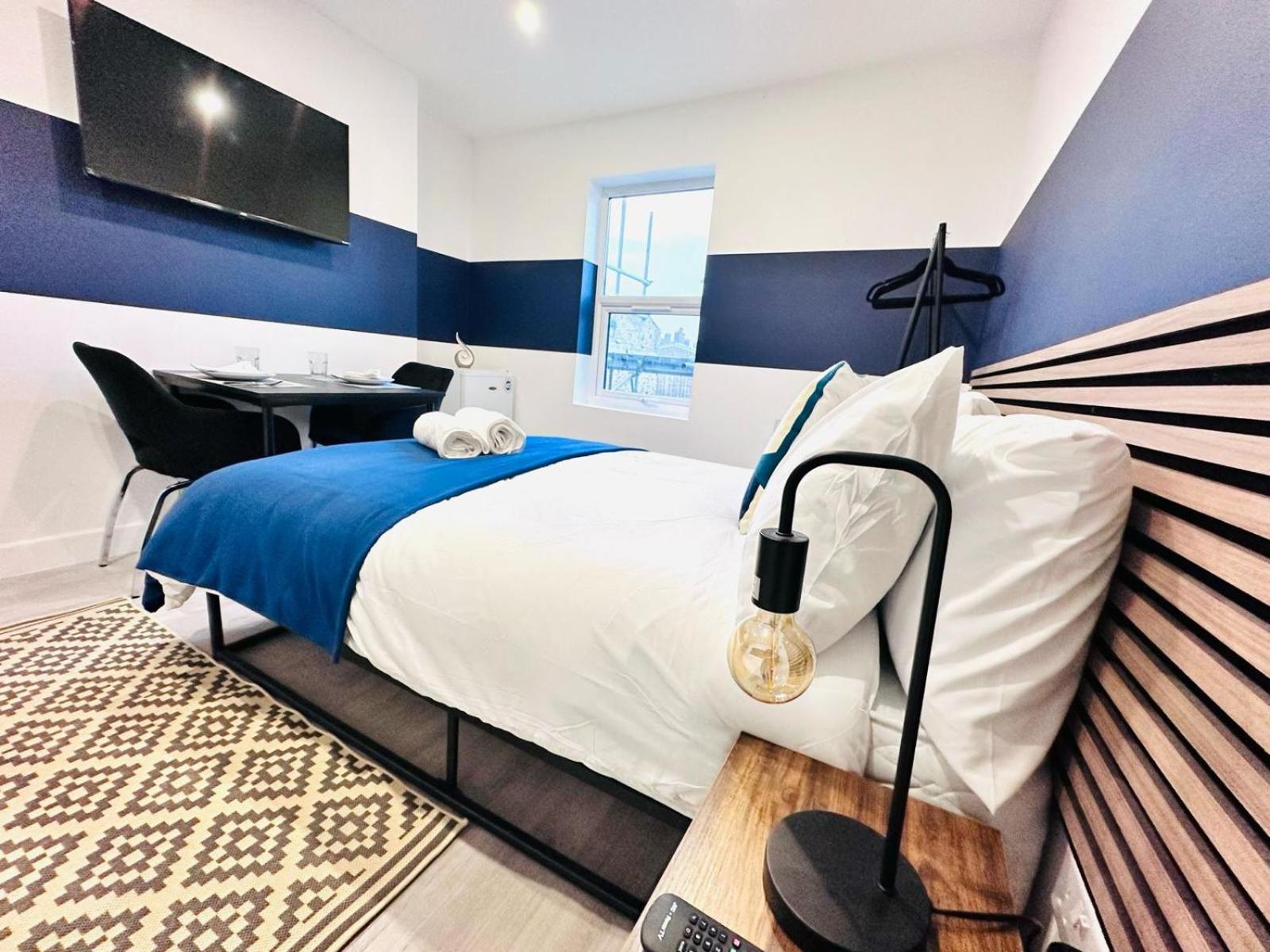 London 58 Blue House City Center Studio, Top Spot ภายนอก รูปภาพ