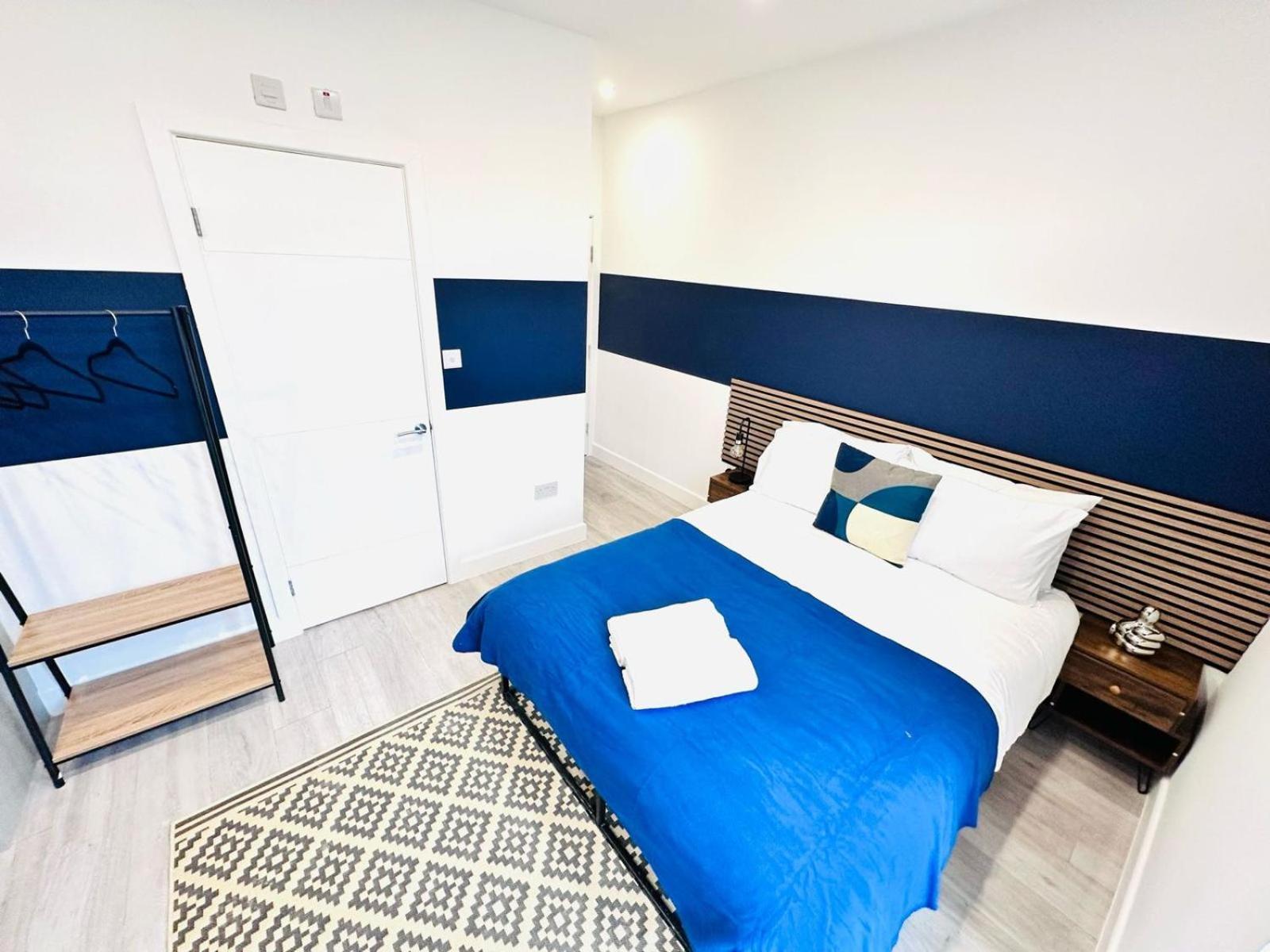 London 58 Blue House City Center Studio, Top Spot ภายนอก รูปภาพ