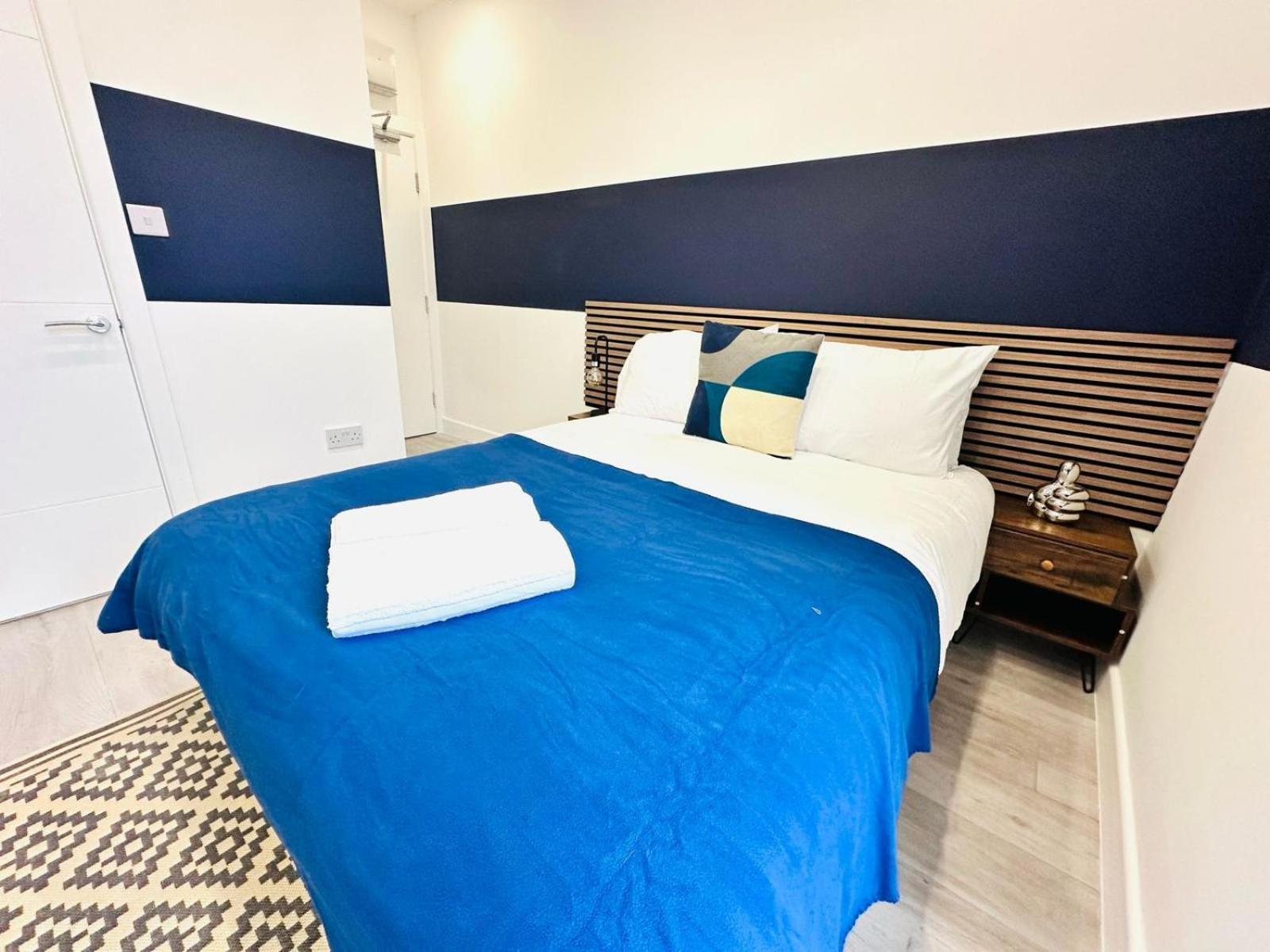 London 58 Blue House City Center Studio, Top Spot ภายนอก รูปภาพ